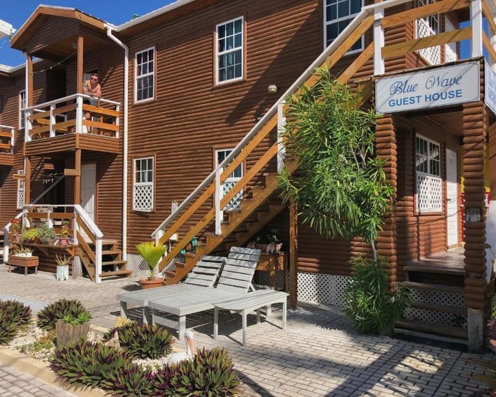 Blue Wave Guest House