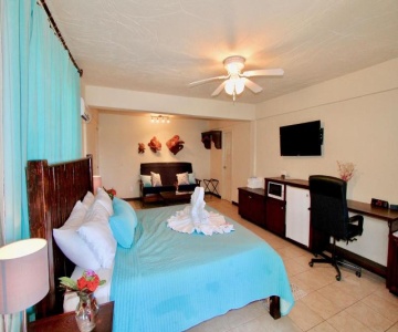 Parham Plaza Hotel
