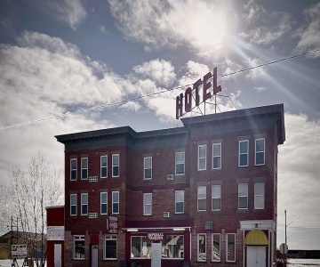 Imperial Hunter Hotel