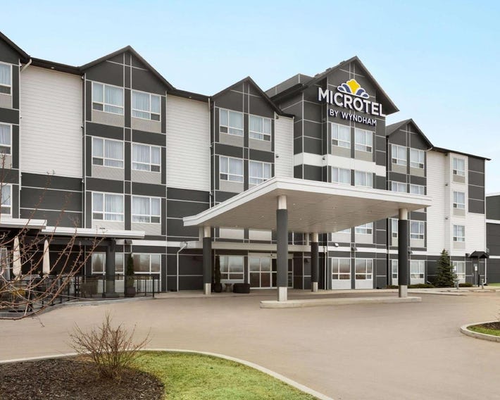 Microtel Inn & Suites by Wyndham Bonnyville