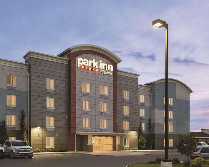 Park Inn by Radisson, Calgary Airport North, AB