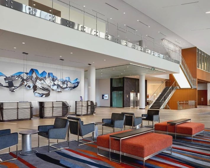Calgary Airport Marriott In-Terminal Hotel