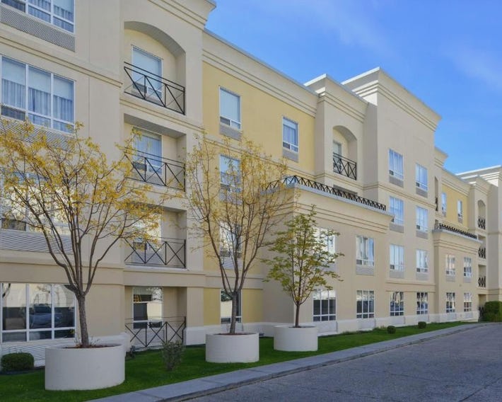 Hampton Inn & Suites by Hilton Calgary University NW