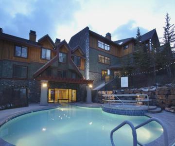 Platinum Suites