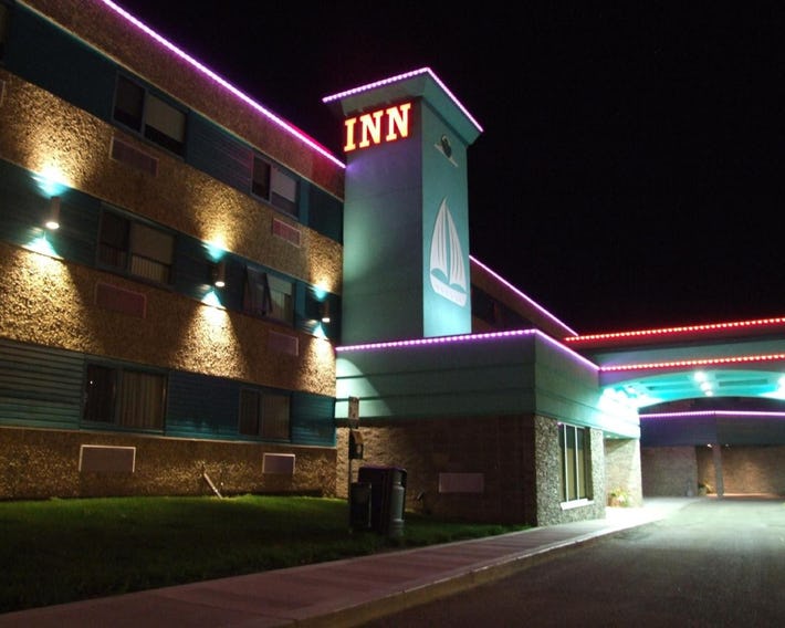 Lakeland Inn Hotel