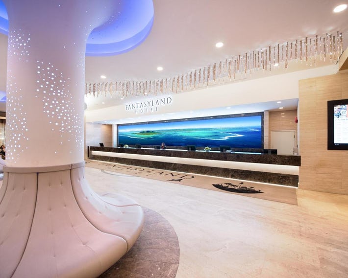 Fantasyland Hotel