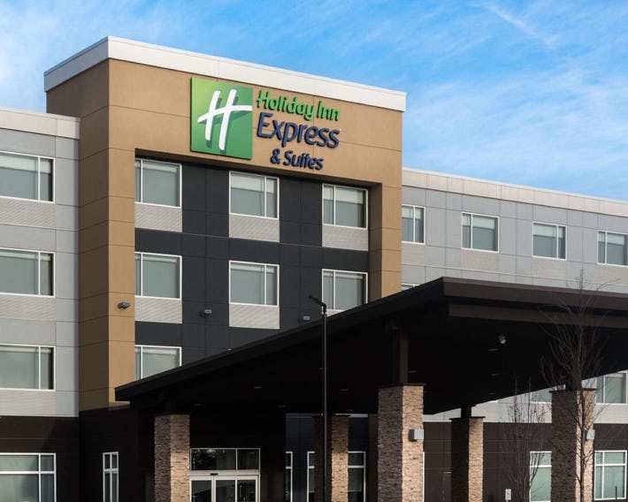 Holiday Inn Express & Suites West Edmonton-Mall Area