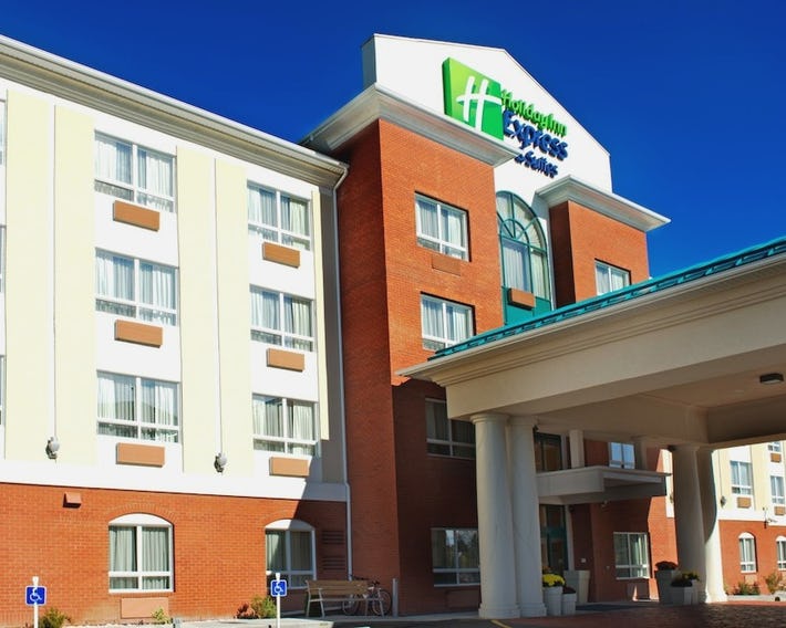 Holiday Inn Express & Suites
