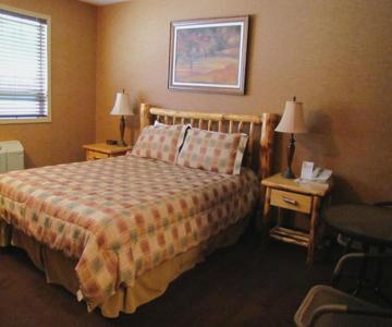 Elkwater Lake Lodge and Resort