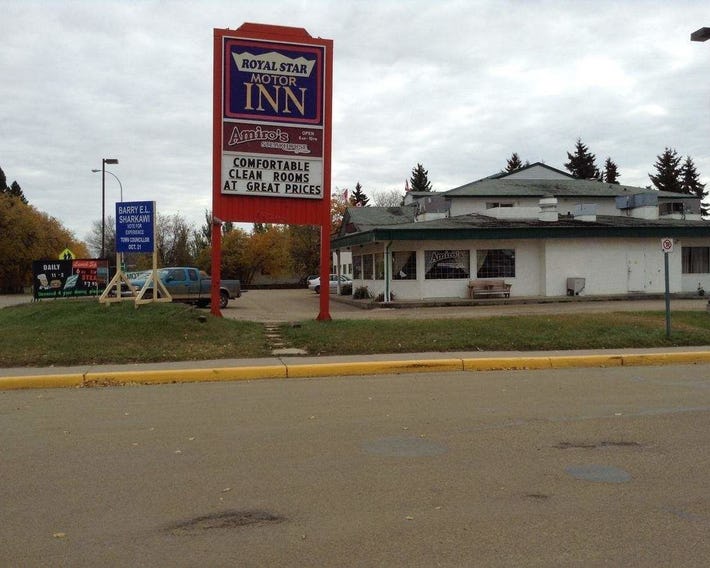 Royal Star Motor Inn