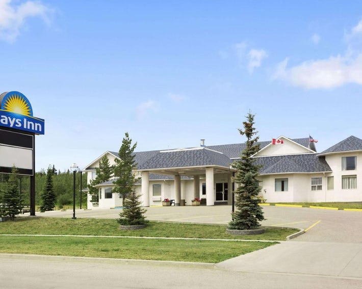 Days Inn by Wyndham Hinton