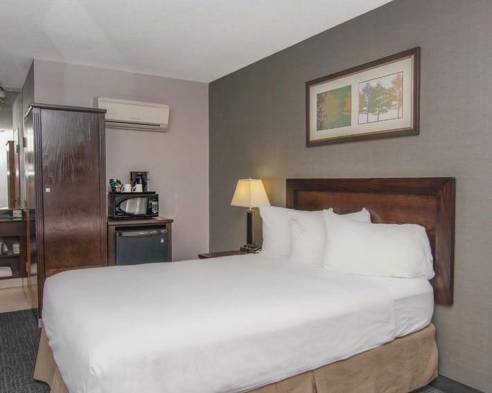 Coast Lethbridge Hotel & Conference Centre