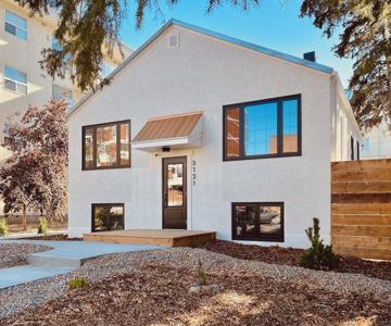 The IV Haus