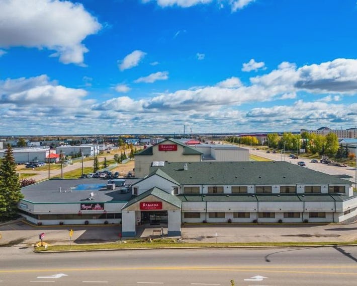 Ramada by Wyndham Nisku Edmonton Airport
