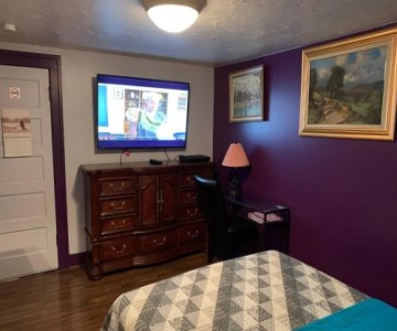 Nisku Guest House
