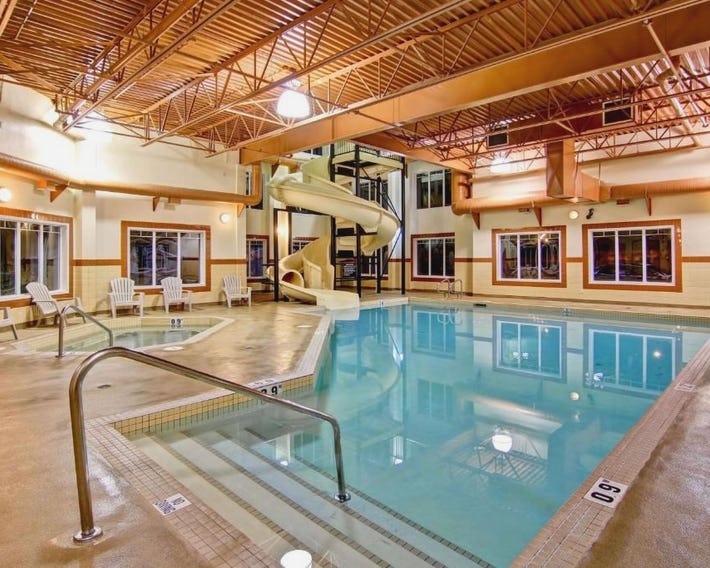 Ramada by Wyndham Ponoka
