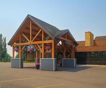 Super 8 By Wyndham Spruce Grove