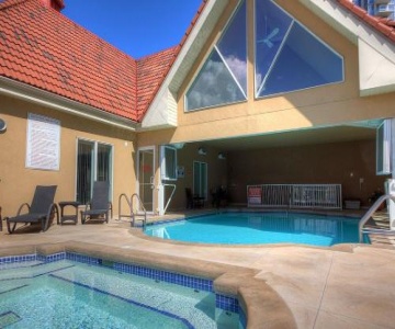 Discovery Bay Resort
