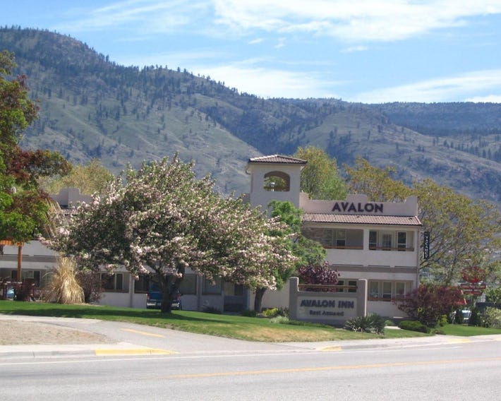 Avalon Inn