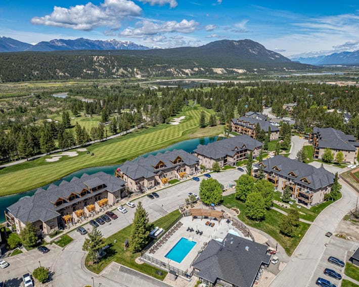 Bighorn Meadows Resort