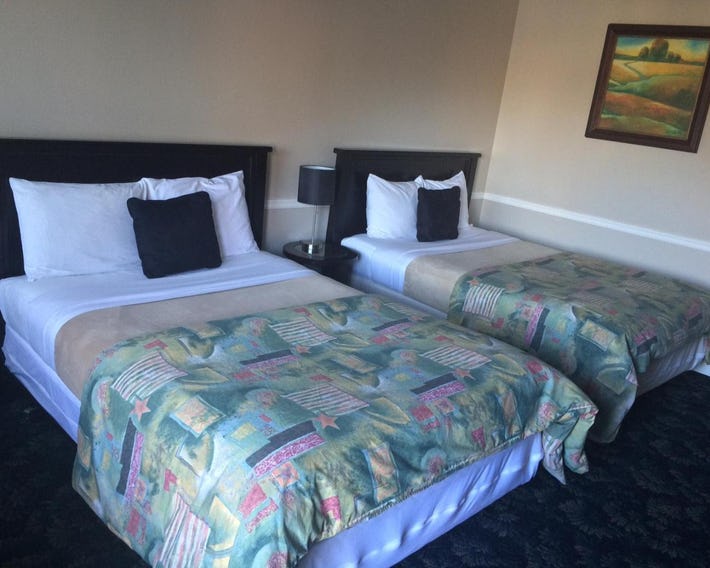 The Classic Horseshoe Bay Motel