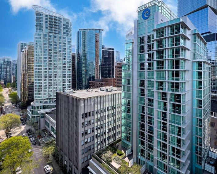 Coast Coal Harbour Vancouver Hotel by APA