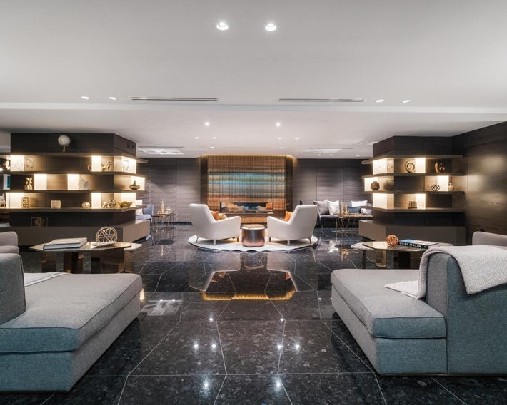 Paradox Hotel Vancouver