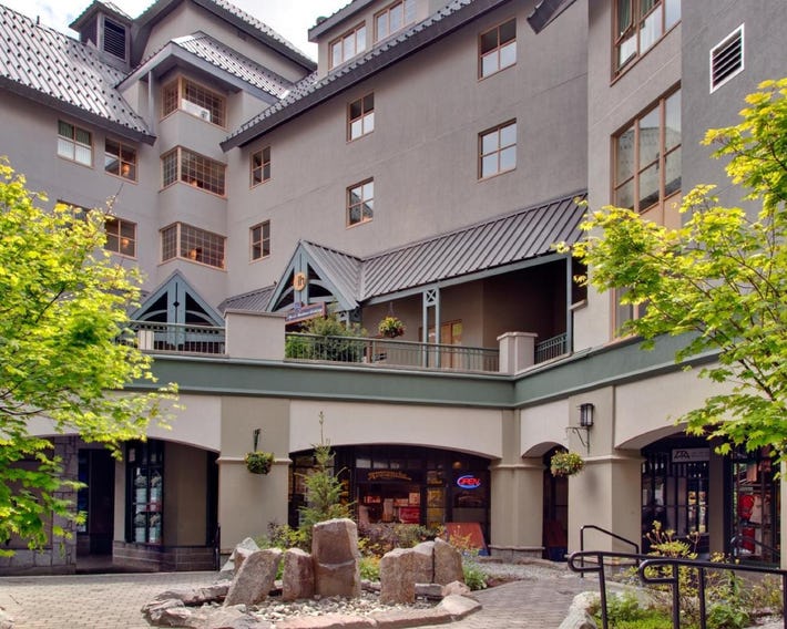 Whistler Peak Lodge
