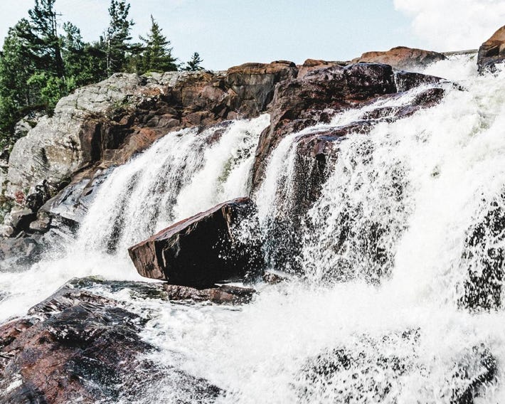 High Falls Bay Cottages, Camping & Waterpark