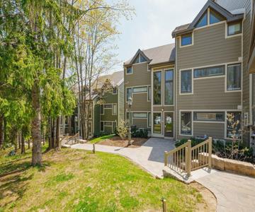 Blue Mountain Chateau Ridge
