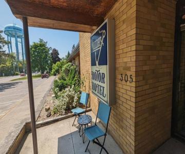 Mariner motor hotel