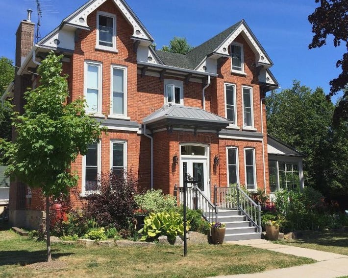 Seaway Manor B&B