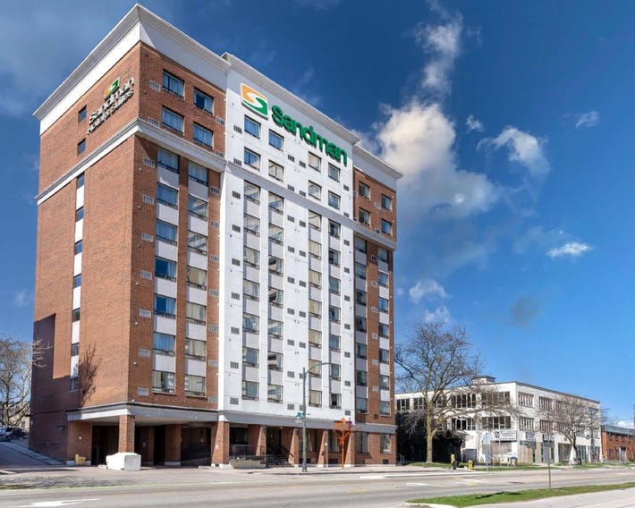 Sandman Hotel & Suites London Downtown