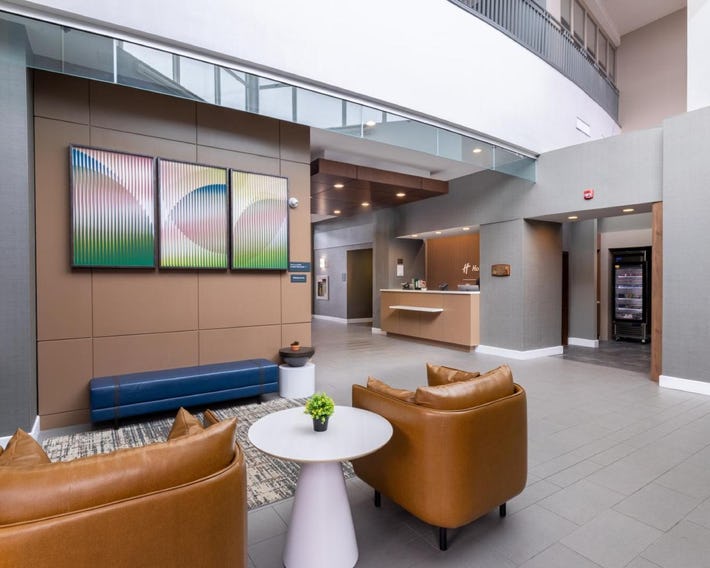 Holiday Inn Hotel & Suites London by IHG