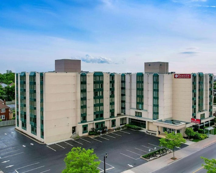 Ramada By Wyndham Niagara Falls near the Falls