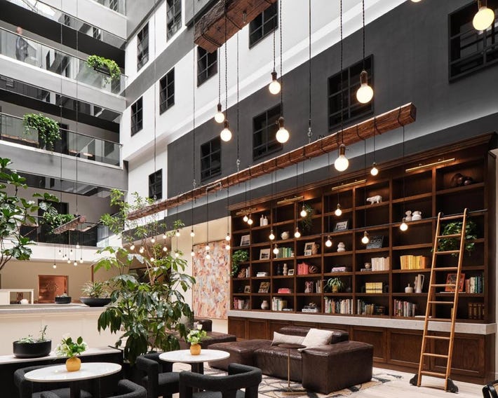 Metcalfe Hotel Ottawa by Gray Collection