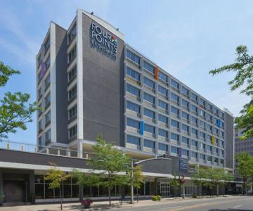 Four Points by Sheraton Windsor Downtown