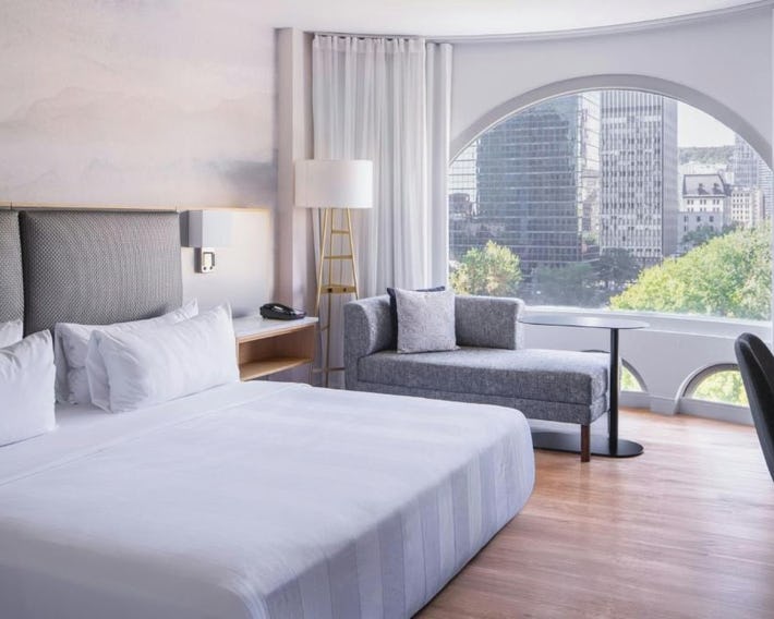 Montreal Marriott Chateau Champlain