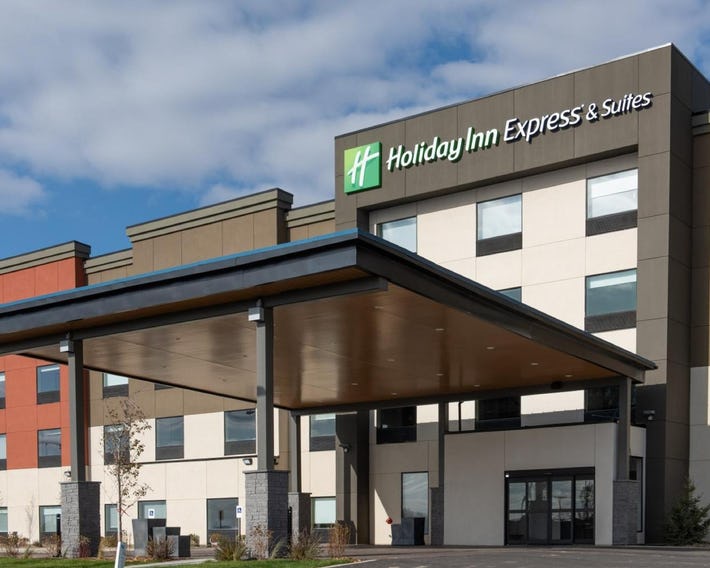Holiday Inn Express & Suites - North Battleford by IHG