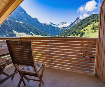 Chuenislodge2- zwei Balkone, gemütlicher Kamin, top Aussicht