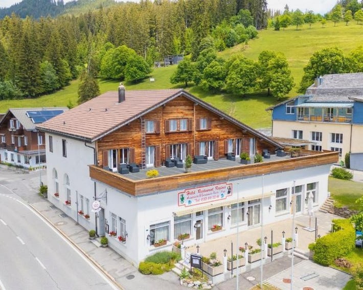 self-check-in Hotel Regina Beatenberg