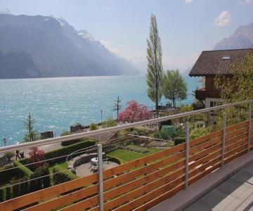 Alpenblume - Direct lake view