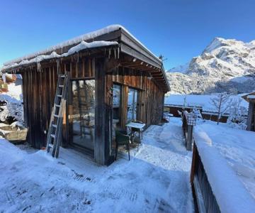 Out of the Box - Two creative tiny houses by Heiti Gstaad