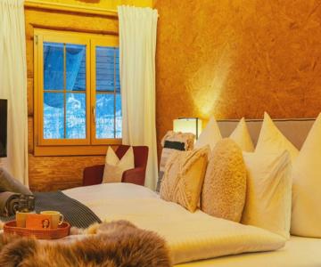 Standard 2 - Private Bathroom - Heiti Lodge