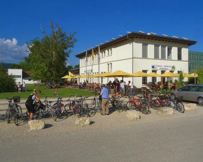 Swiss Hostel Lago Lodge