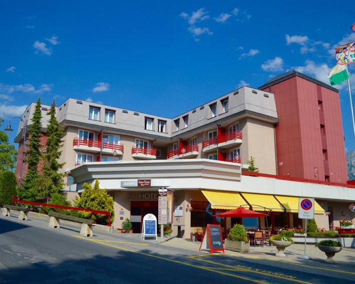 Alpine Classic Hotel