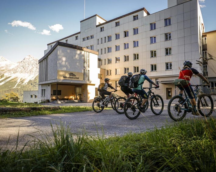 Arosa Mountain Lodge