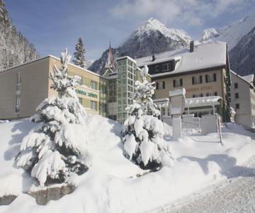 Hotel Weisses Roessli