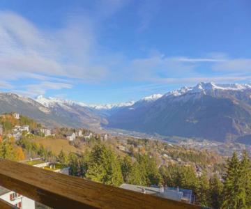 Pied-à-terre in Crans-Montana, pool and view - Swiss Alps