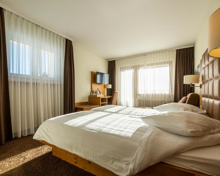 Hotel Olympic - Montana Center